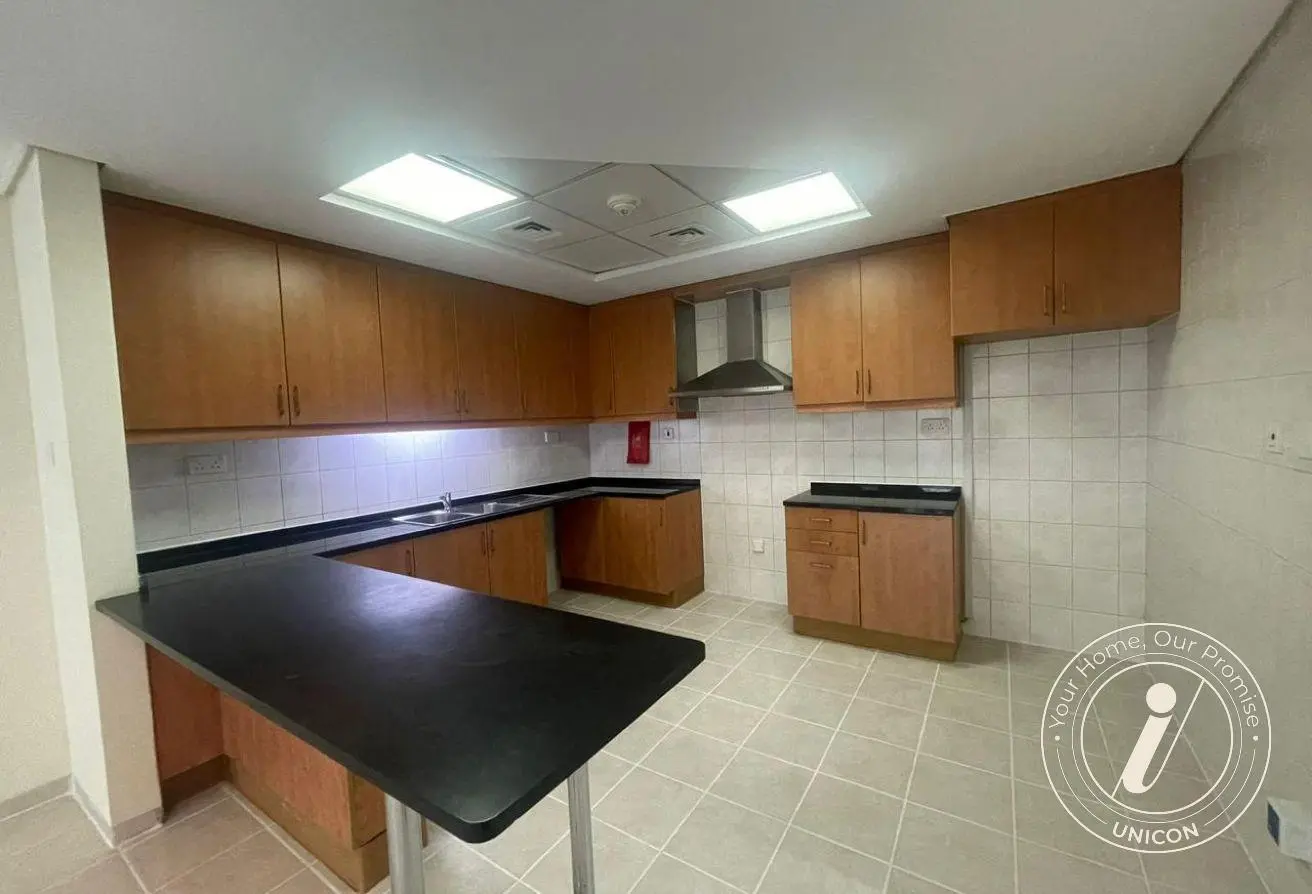 Apartment For Sale In Building 132, Contemporary Cluster